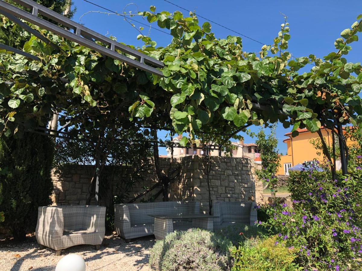 Villa Casa Stefanie Kaštelir Exterior foto